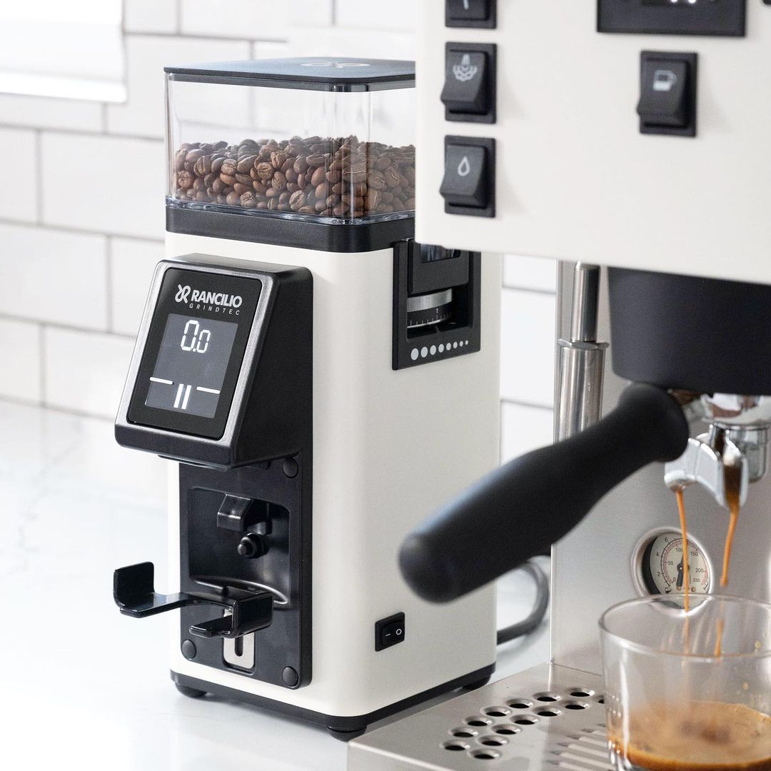 Rancilion Silva and Grinder